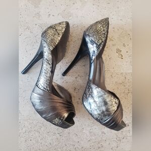 Guess High Heels. 4.5 inch heels. Size 8.5M